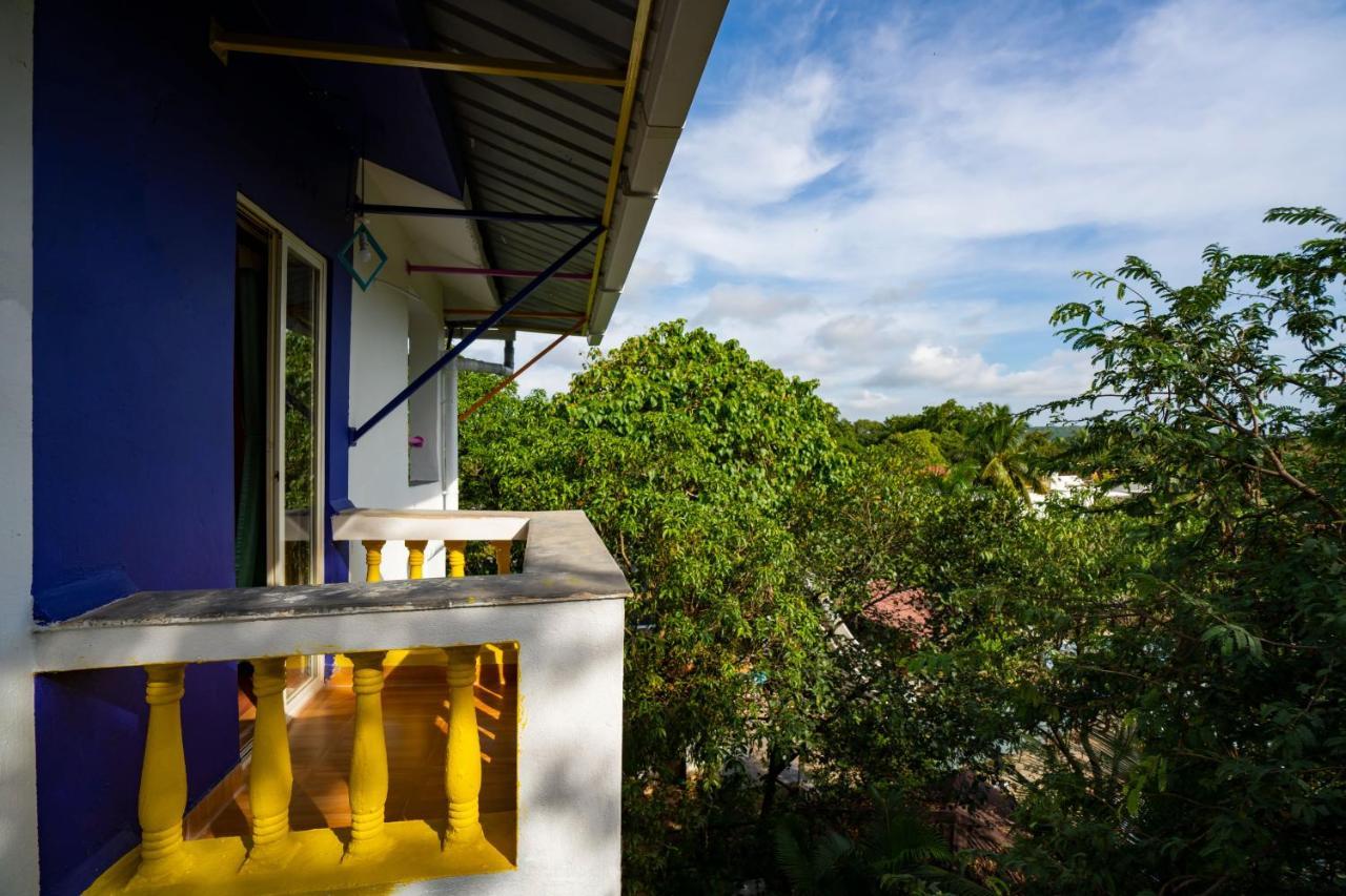 Gostops Plus Goa Vagator Old Goa Exterior foto
